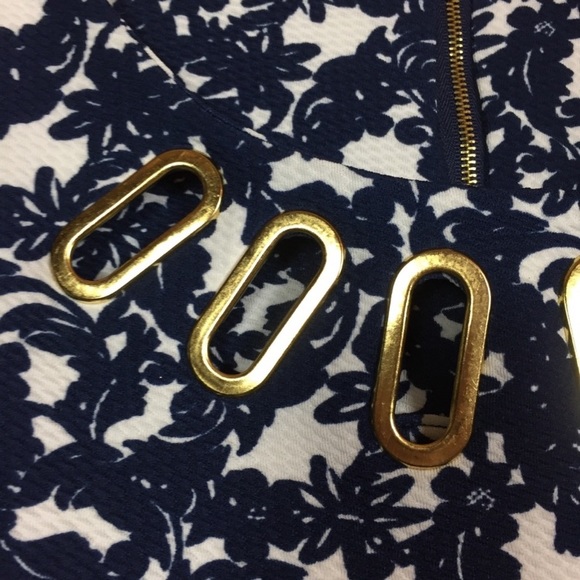 Haani Navy Floral Gold Hardware Cutout Shift Dress - Picture 5 of 7